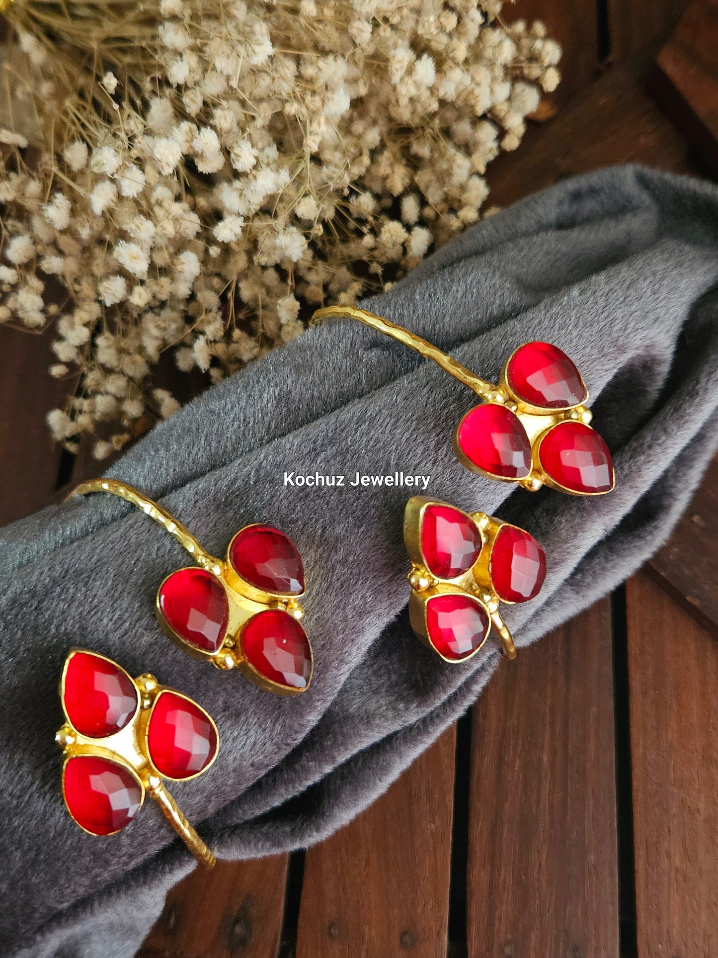 BANG1004 - Glass Stone Bangles