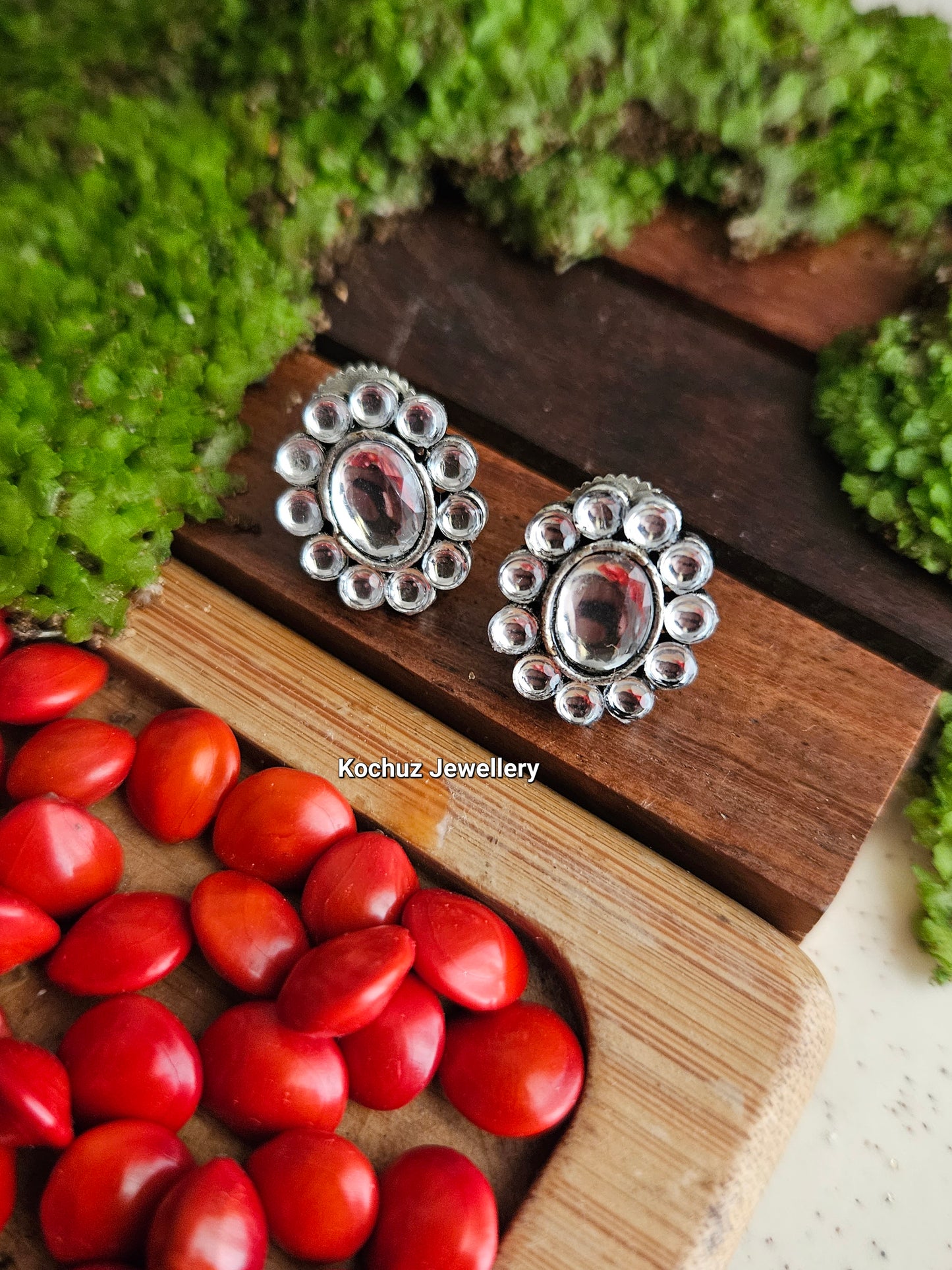 EAR1138 - Flower Stud