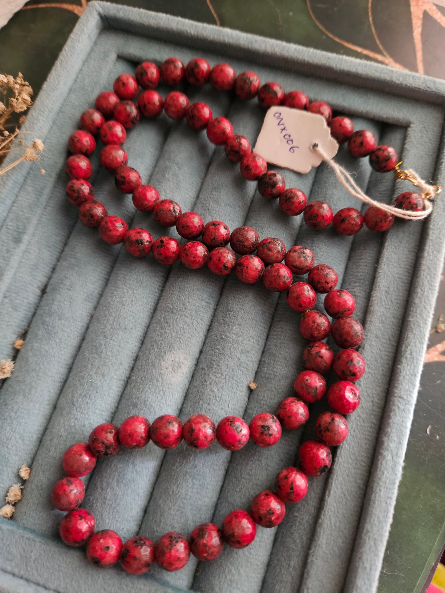 NECK1075 - Agate Bead Neckpiece