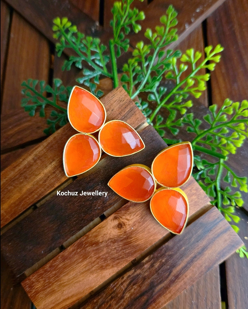 EAR1086 - Stone Leaf Earrings
