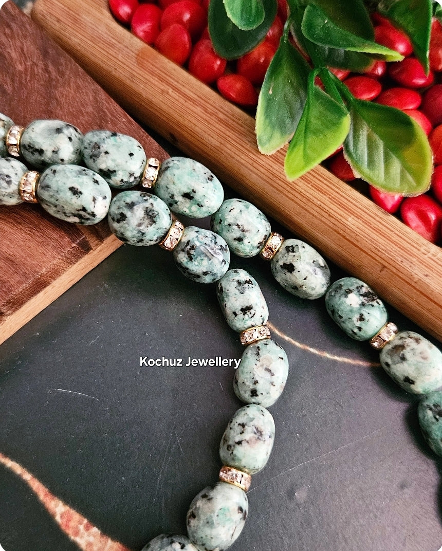 NECK1076 -Agate Bead Neckpiece