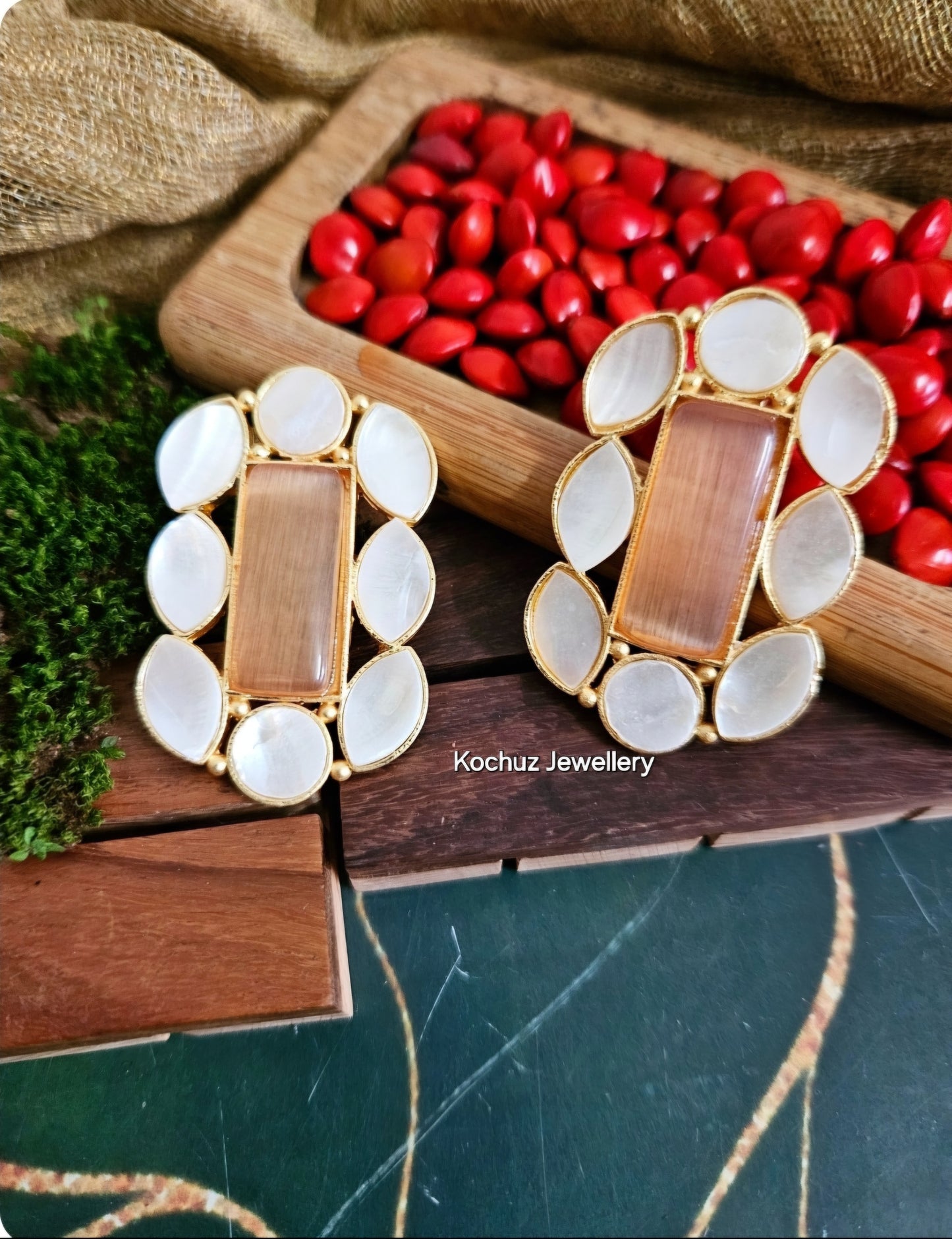 EAR1206 - Mother of Pearl Earrings