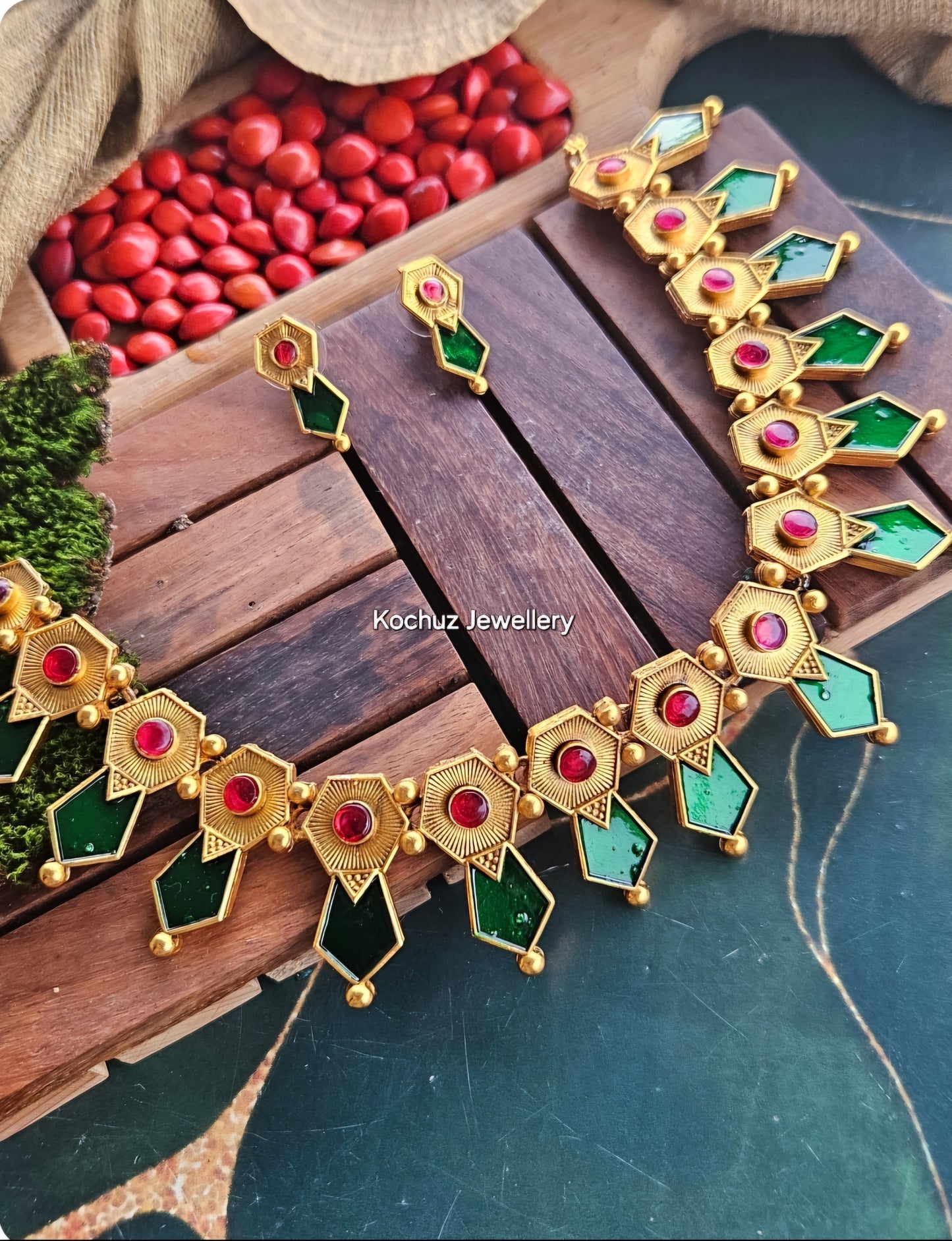 NECK1231 - Enamel Palakka Neckpiece