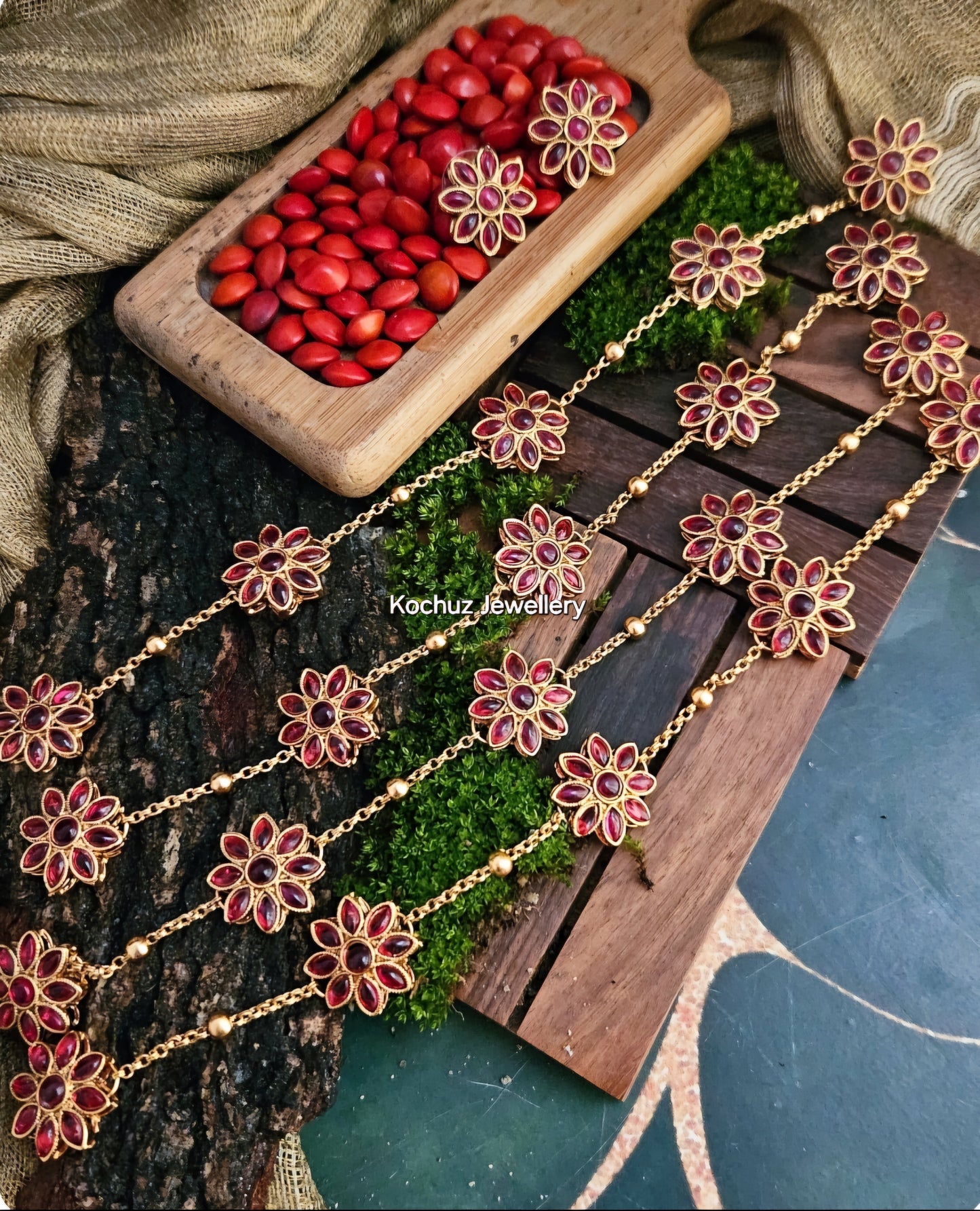 NECK1235 - Single Line Traditional Neckpiece