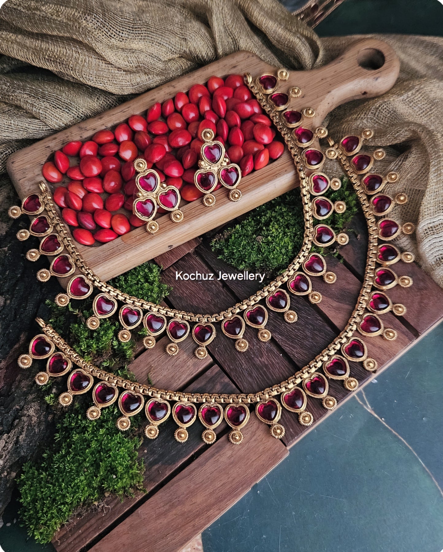 NECK1240 - Single Line Traditional Neckpiece