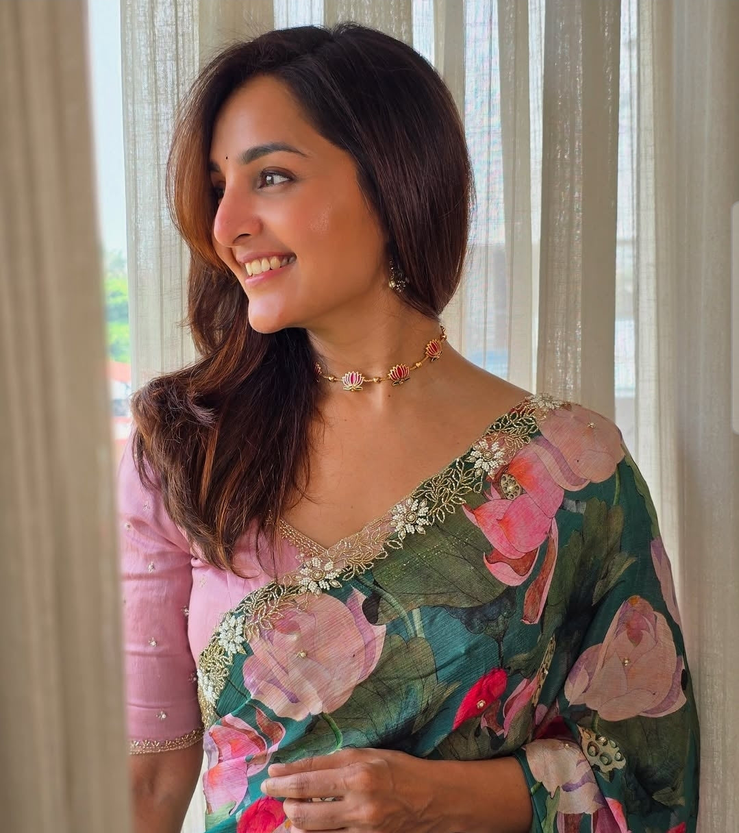 NECK1297 - Lotus Neckpiece(Manju Warrier inspired)
