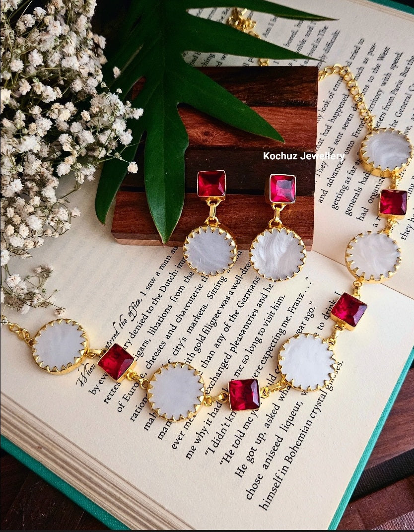 NECK1016 - Mother Of Pearl NeckPiece