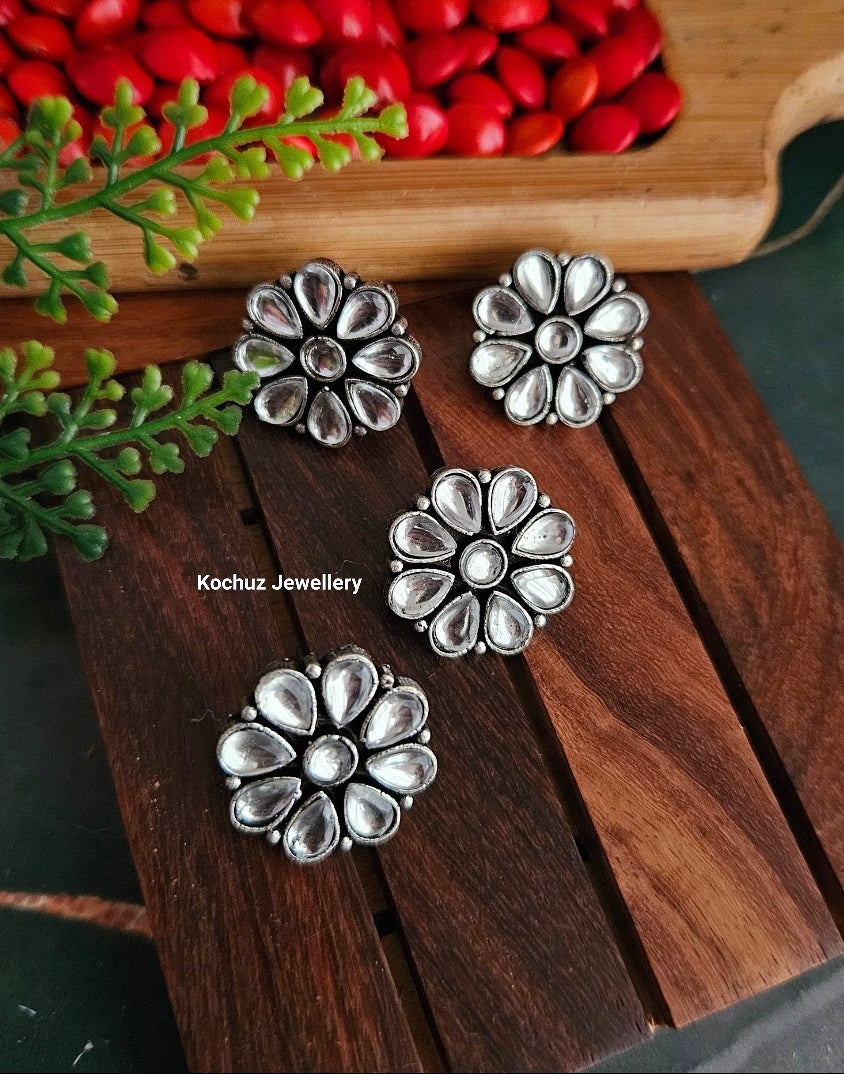 EAR1115 - Stud