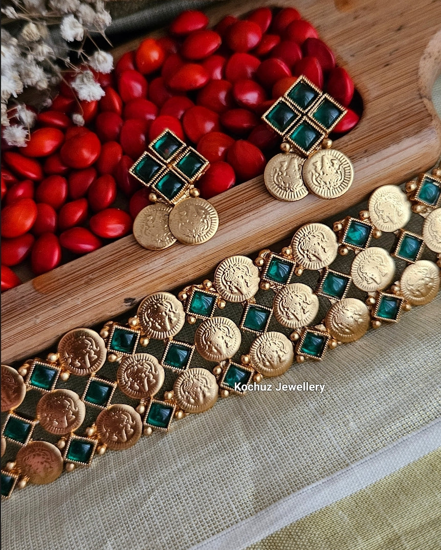 NECK1022 - Traditional Choker