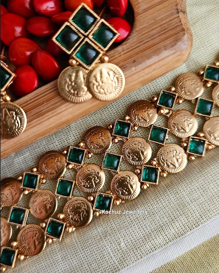 NECK1022 - Traditional Choker
