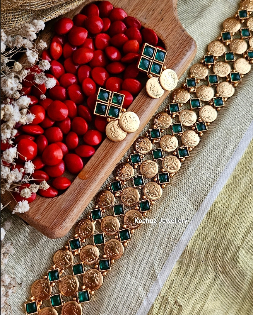 NECK1022 - Traditional Choker