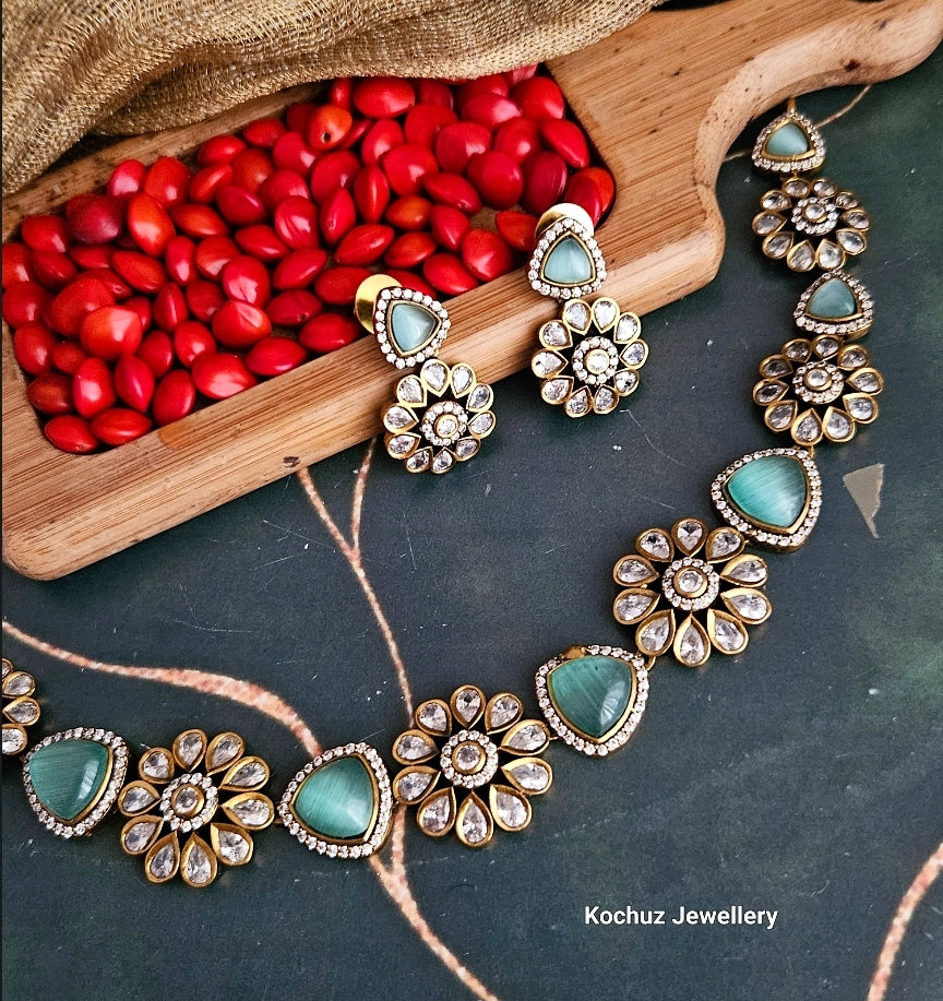 NECK1019 -Victorian NeckPiece