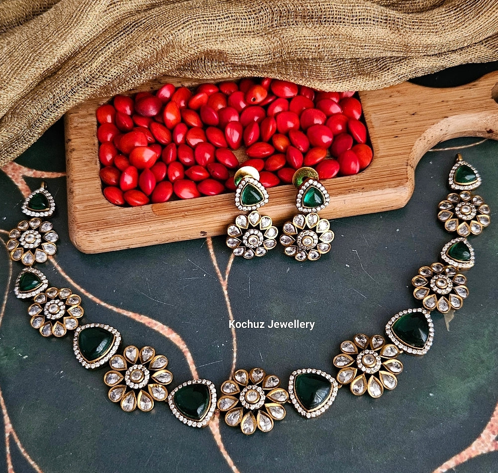 NECK1019 -Victorian NeckPiece