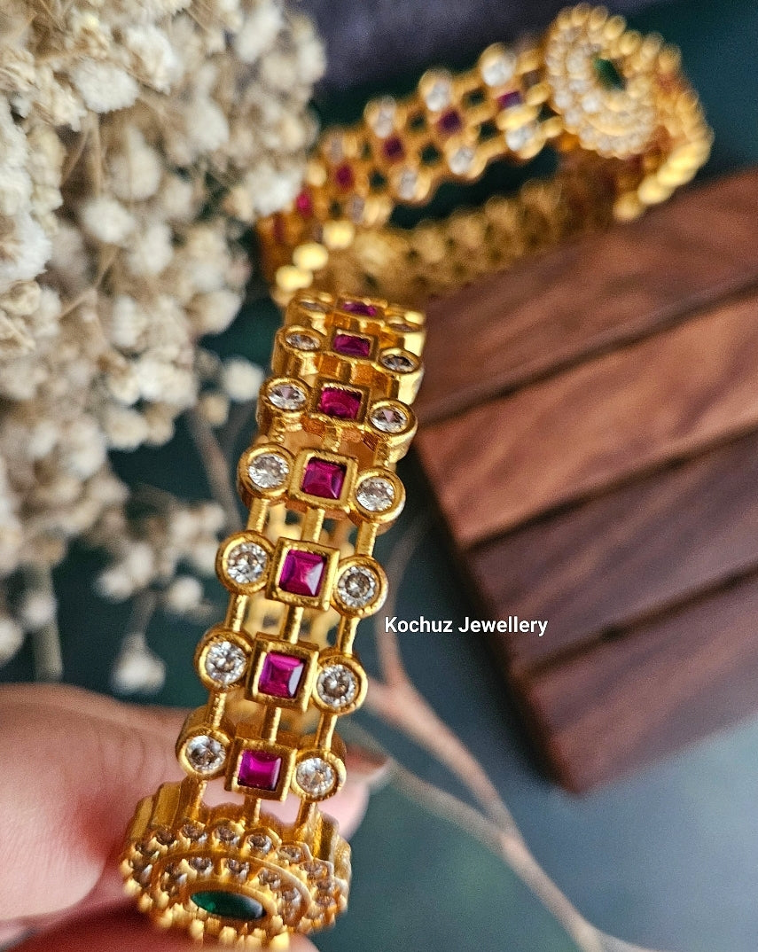 BANG1063 - Traditional Bangle