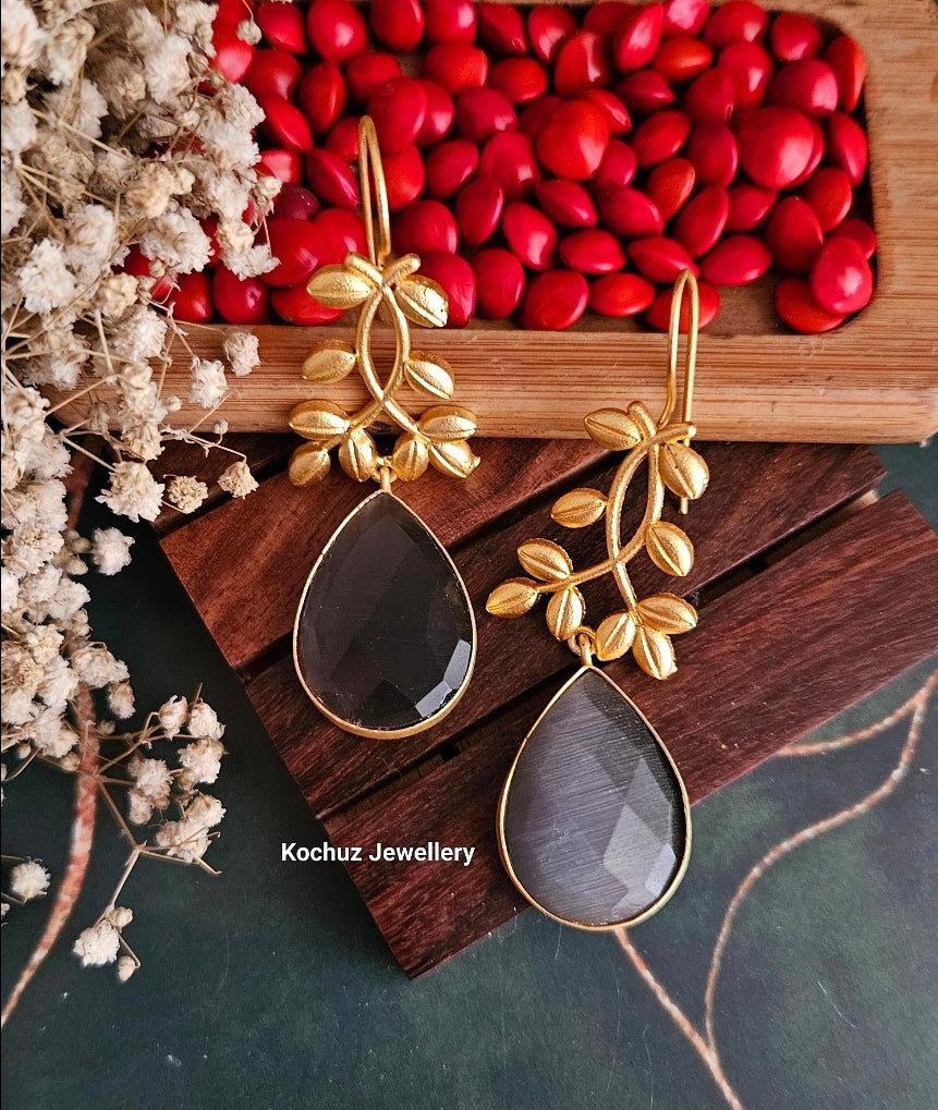 EAR1008 - Badam Earrings