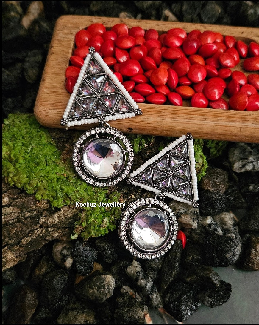 EAR1125 - Black Metal Finish Kundan Danglers