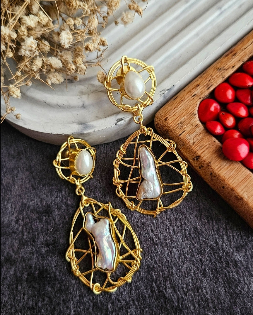 EAR1127 - Baroque Pearl Earrings