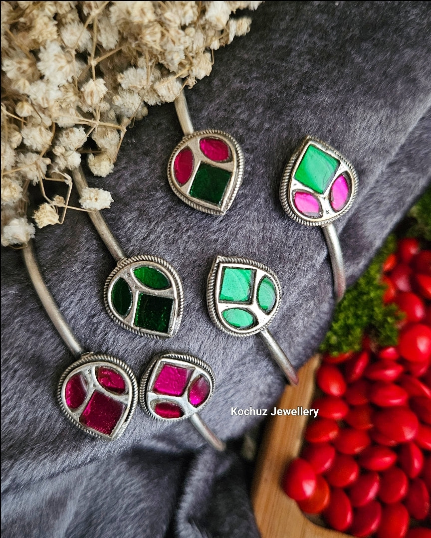 BANG1096 - Raga Bangle