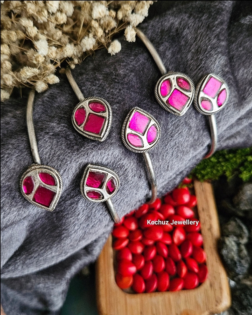 BANG1096 - Raga Bangle