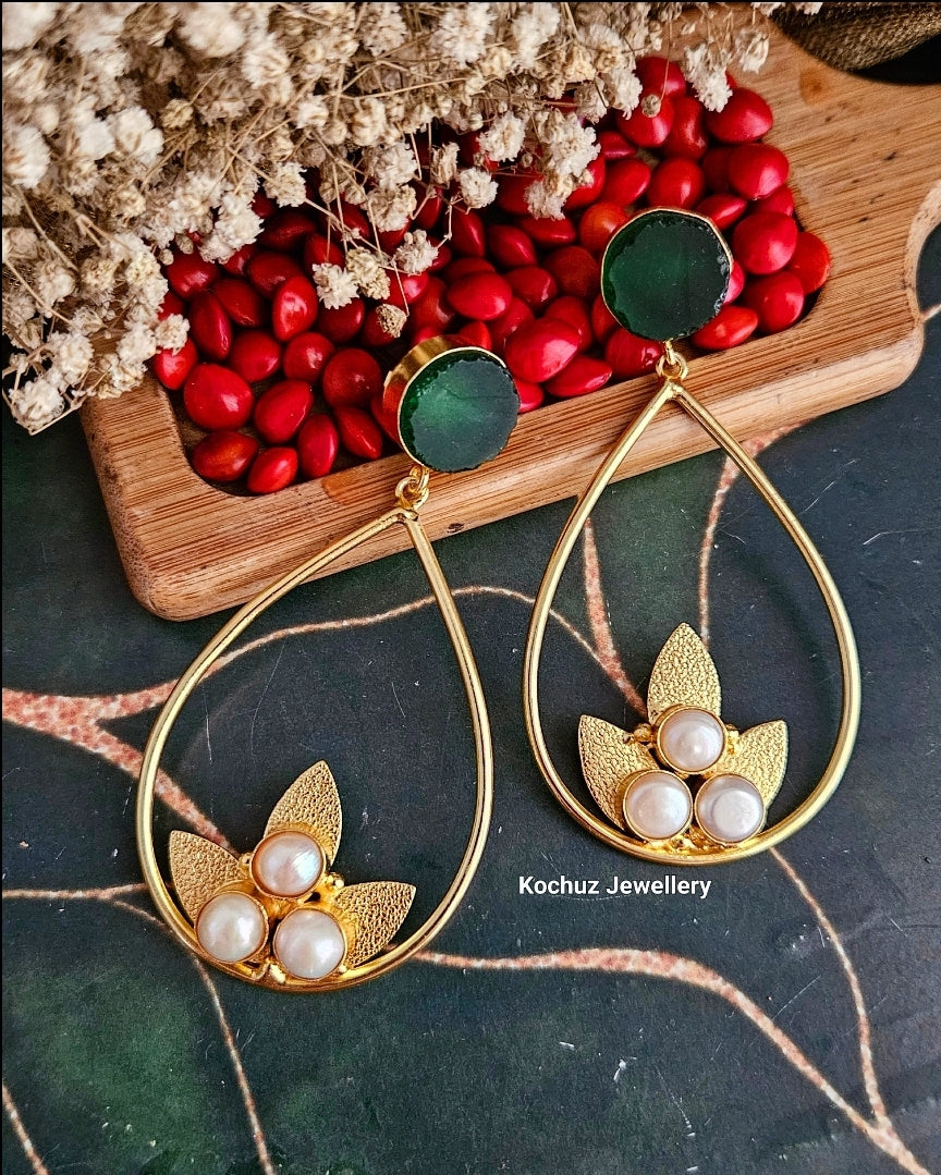 EAR1135 - Natural Stone Earring