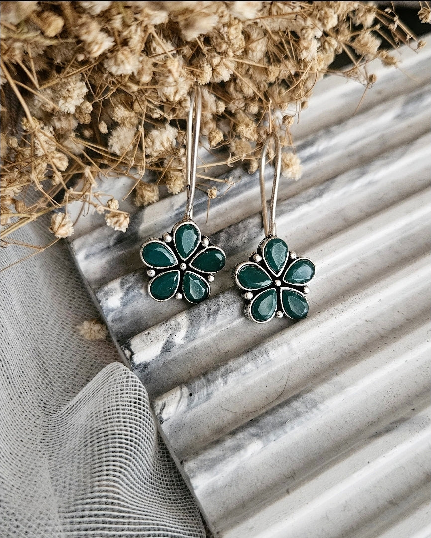 EAR1164 - Flower Dangler