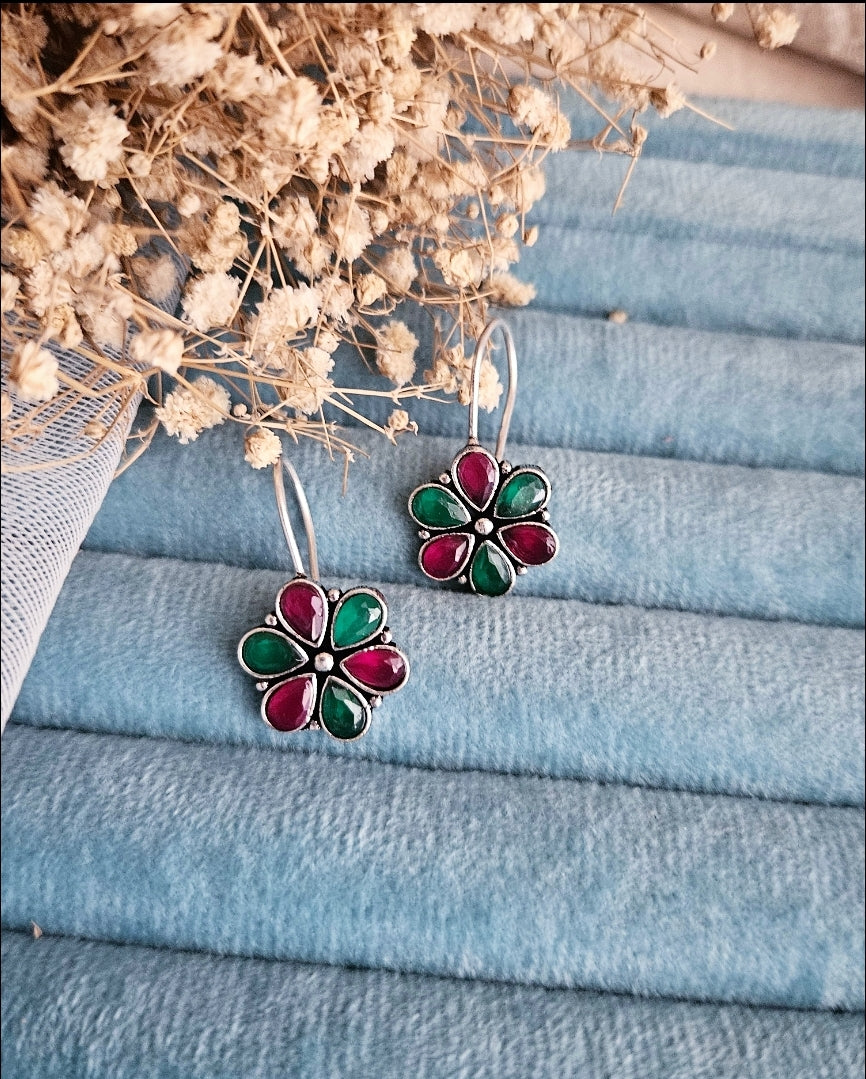 EAR1163 - Flower Dangler