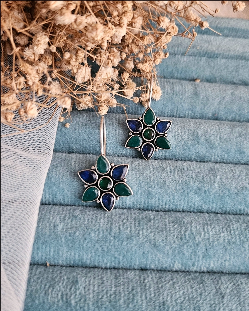 EAR1165 - Flower Dangler