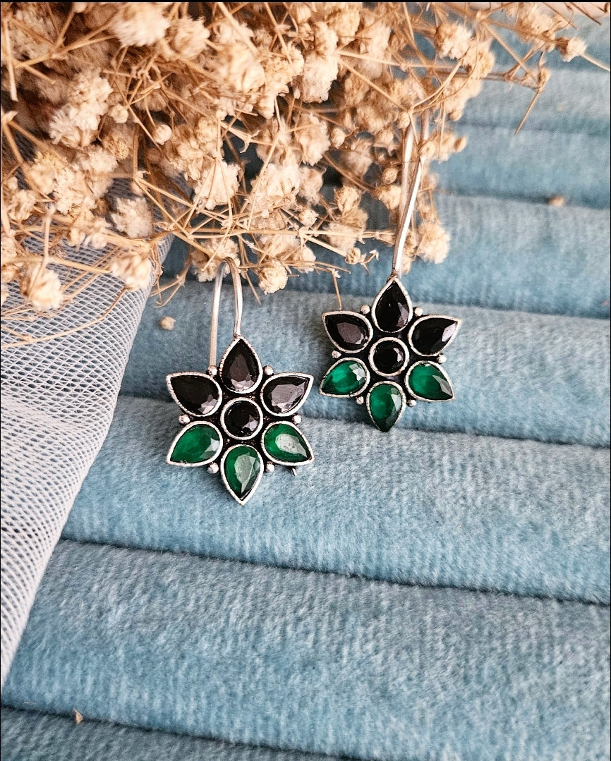 EAR1165 - Flower Dangler