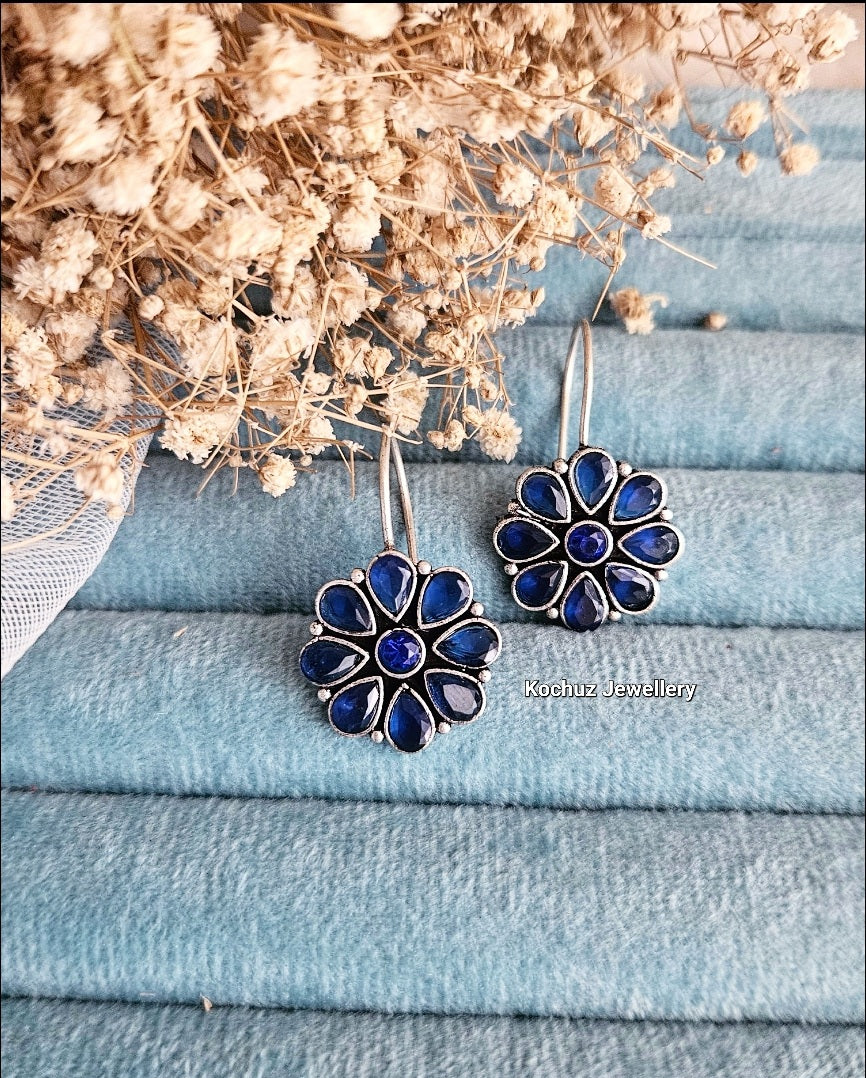 EAR1166 - Flower Dangler