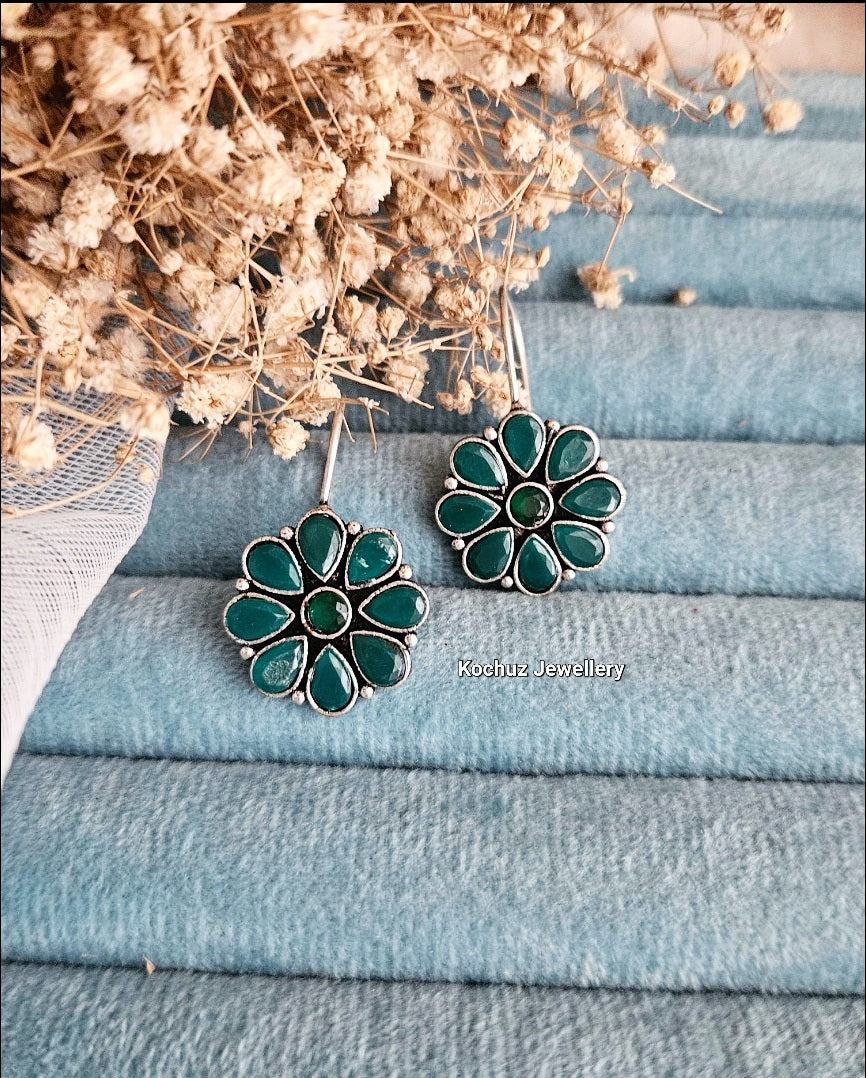 EAR1166 - Flower Dangler