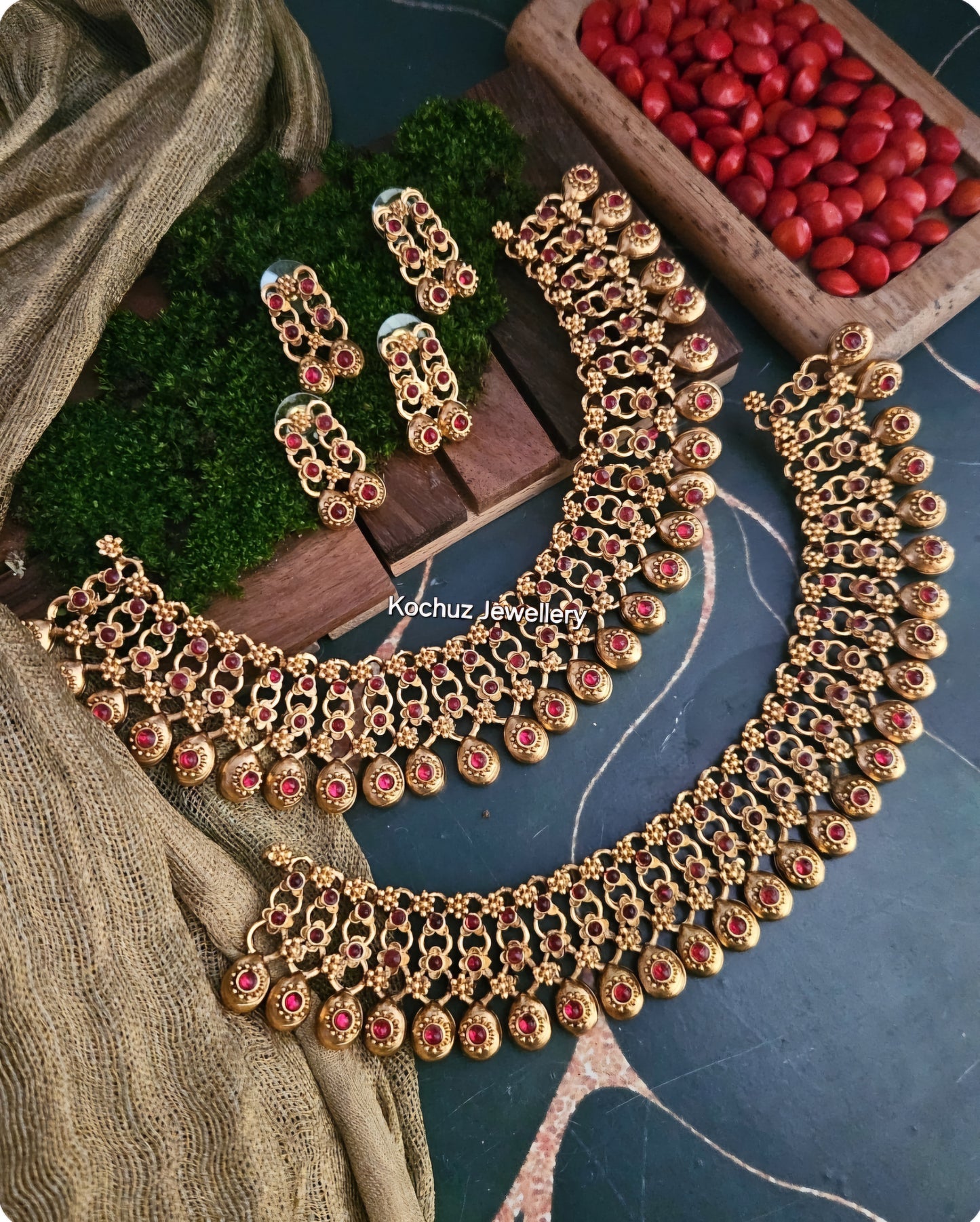 NECK1194 -Traditional Neckpiece