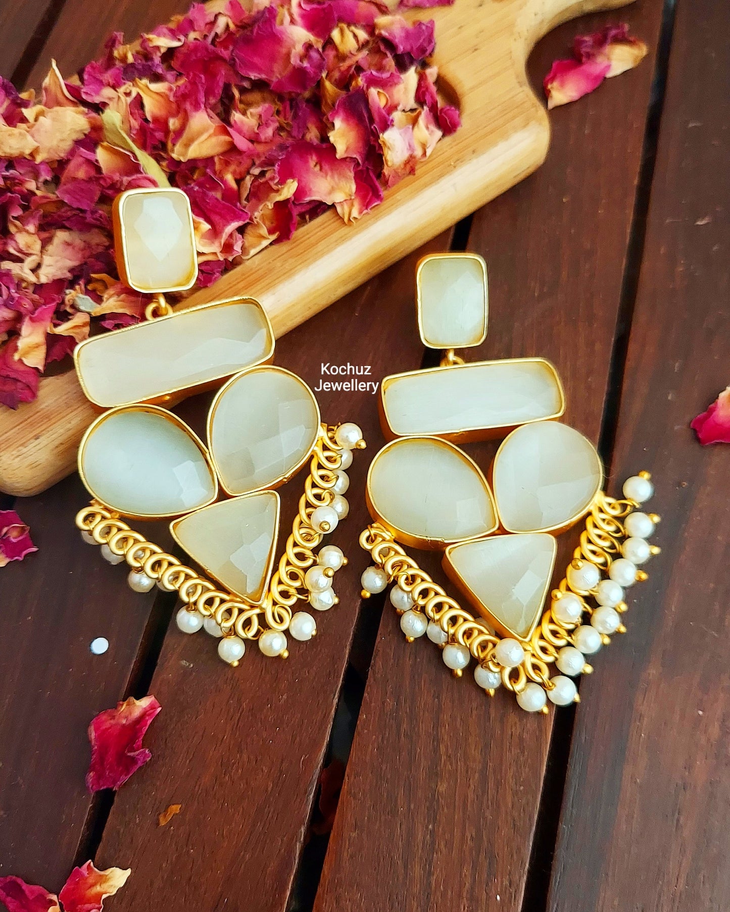 EAR1002 - Geometrical Glass Stone Earrings