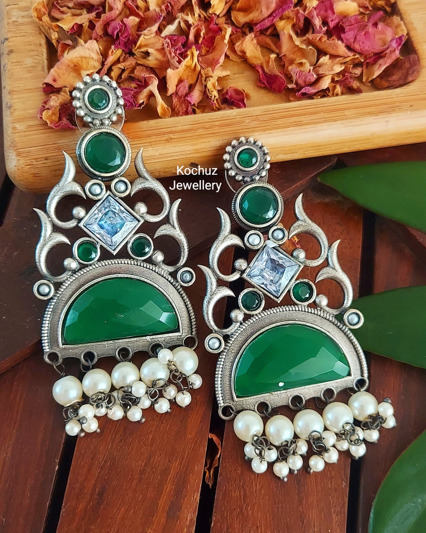 EAR1009 - Silver Look Alike Earrings