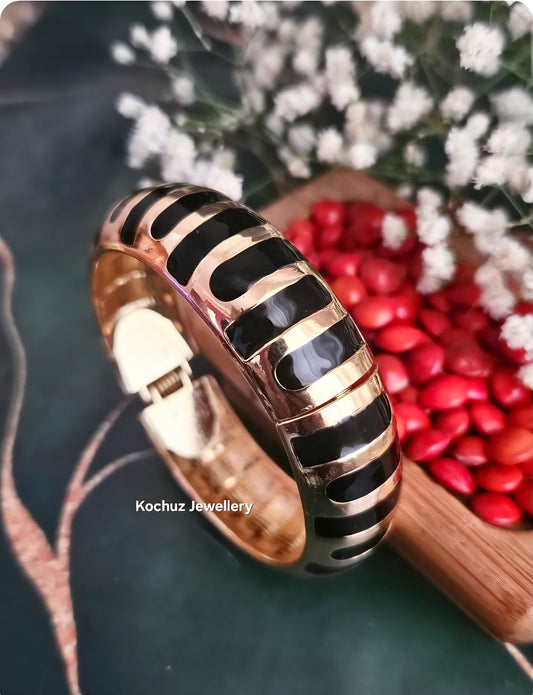 BANG1288 - Anti Tarnish Italian Enamel Meenakari Vintage Bangle