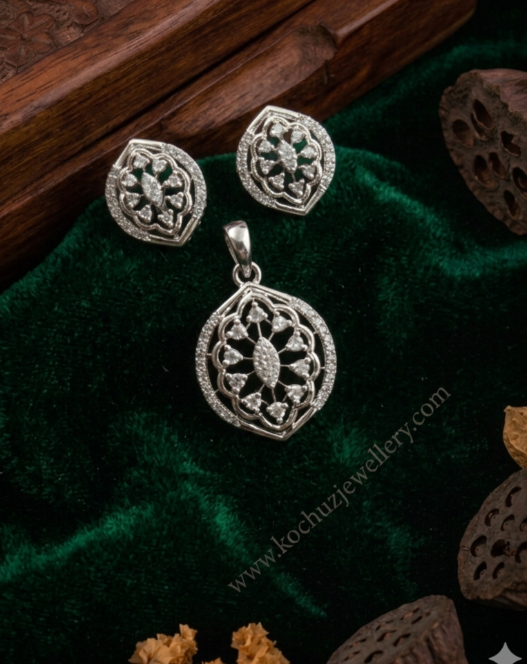 PEND1004 - AD Replica Pendent Set