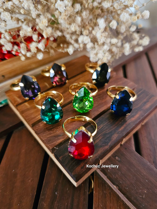 RING1009 - Tear Drop Glass Rings