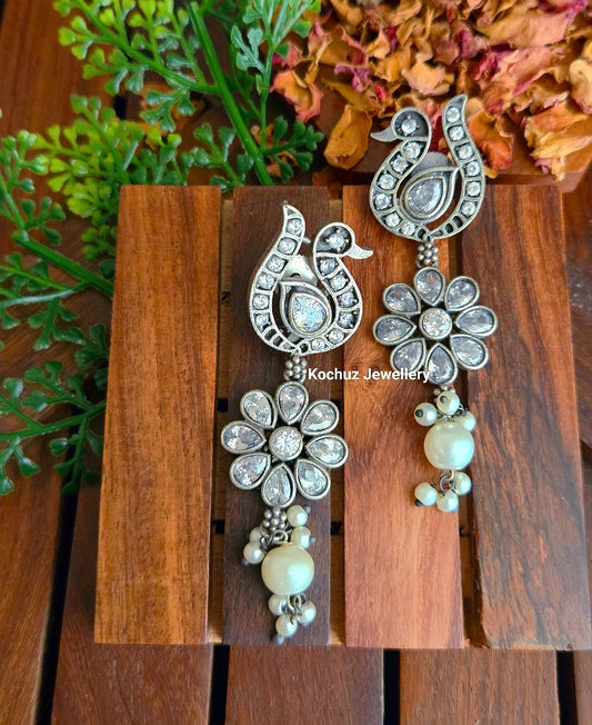 EAR1069 - Swan Earrings