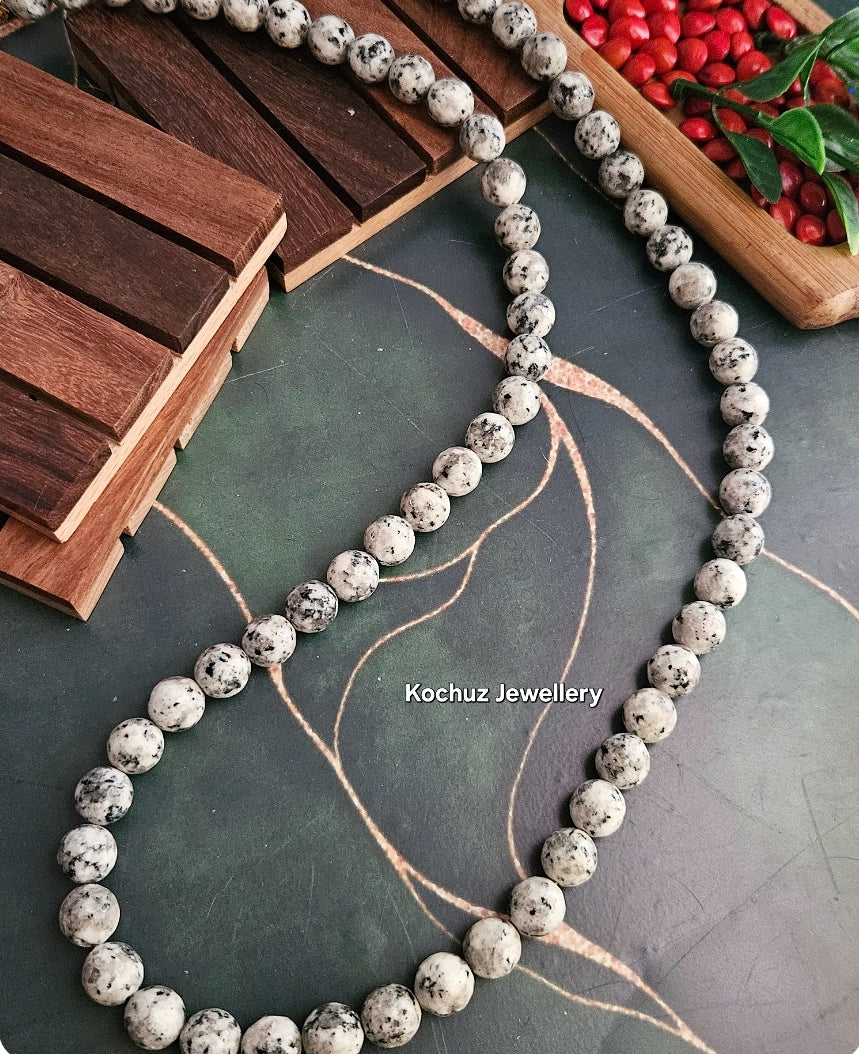 NECK1075 - Agate Bead Neckpiece