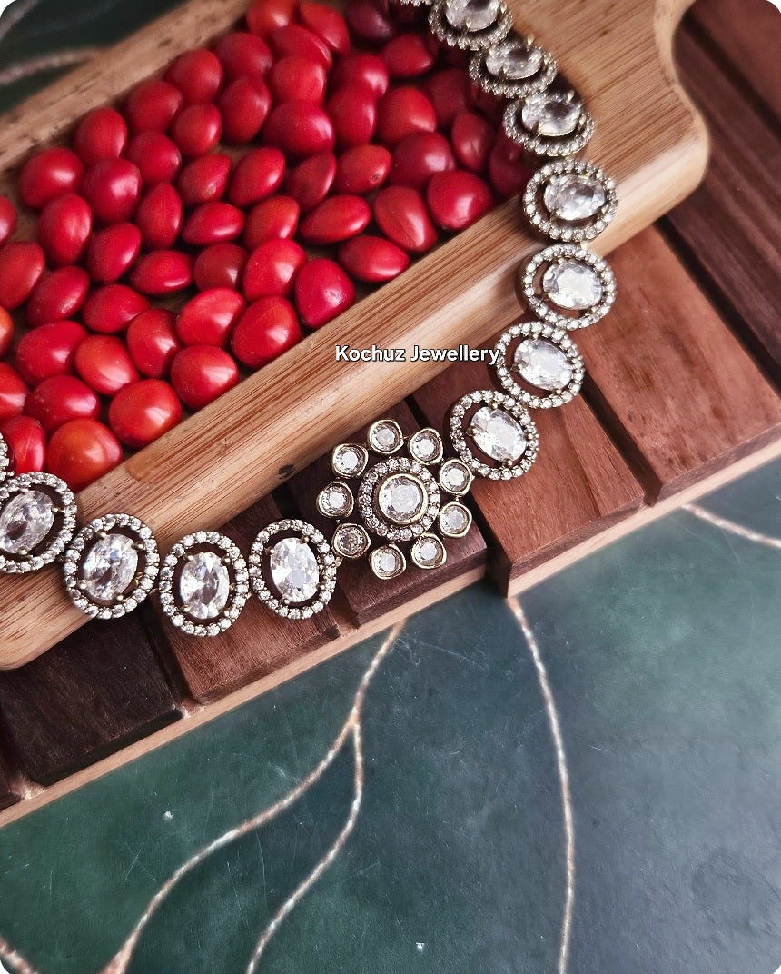 NECK1142 - Zircon Neckpiece