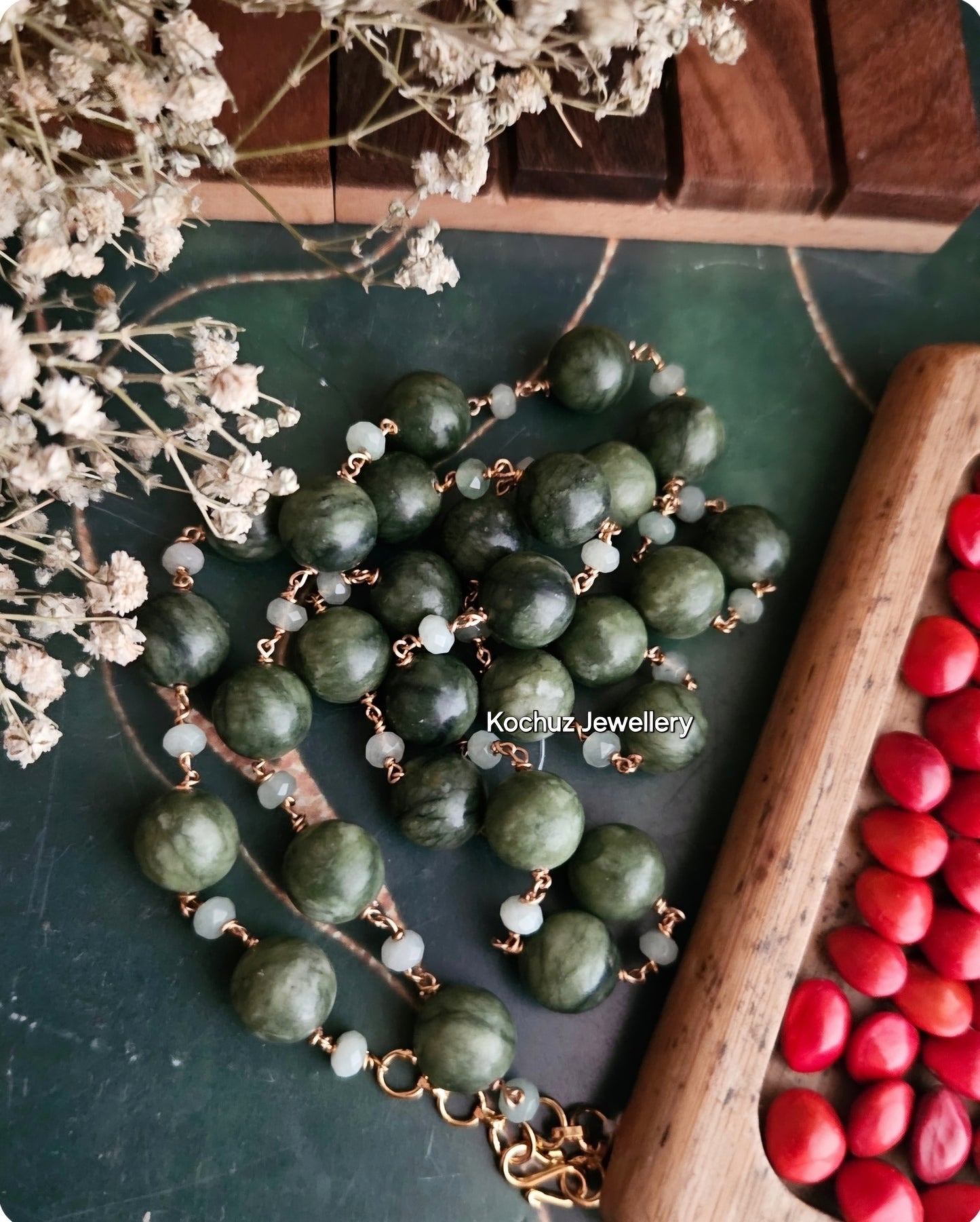 NECK1176 - Green Southern Jade Neckpiece