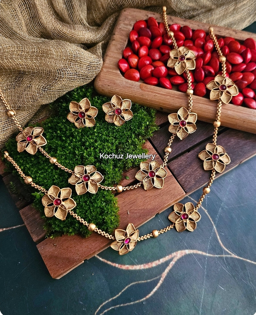 NECK1198 - Traditional Neckpiece