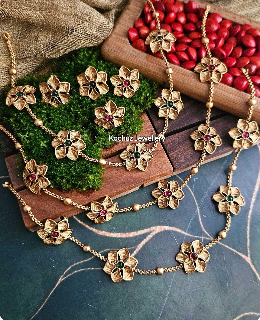 NECK1198 - Traditional Neckpiece