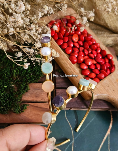 BANG1005 -Cuff Bangle With Natural Stone