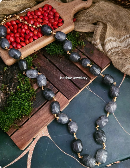 NECK1242 -Beaded Neckpiece