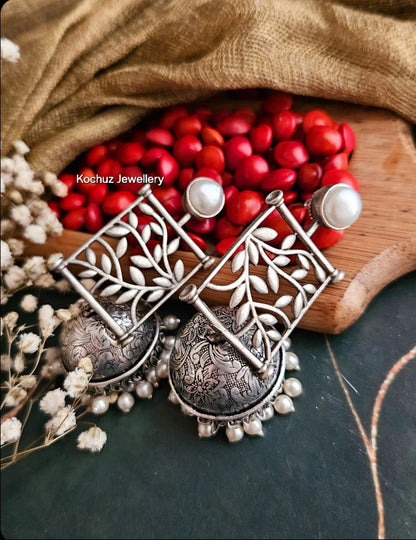 EAR1243 -Pearl Jhumka