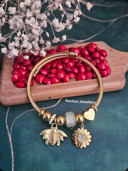 BANG1350 -Anti Tarnish Charm Bracelet