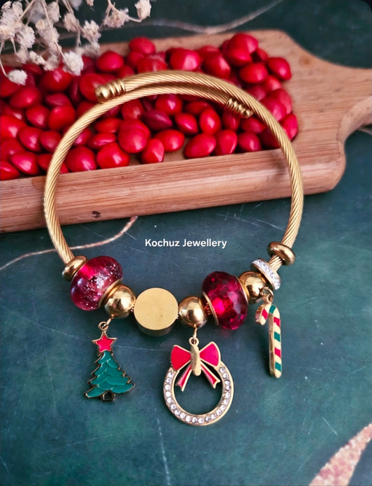 BANG1349 -Anti Tarnish Charm Bracelet