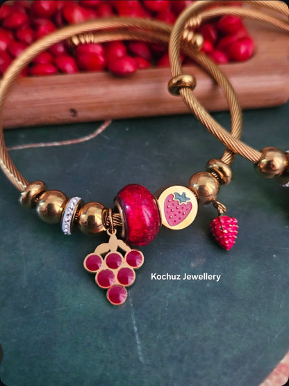 BANG1355 -Anti Tarnish Charm Bracelet
