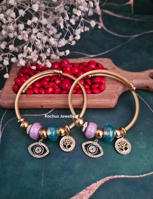 BANG1352 -Anti Tarnish Charm Bracelet
