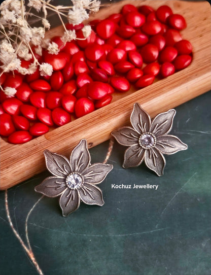 EAR1275 -Flower Studs